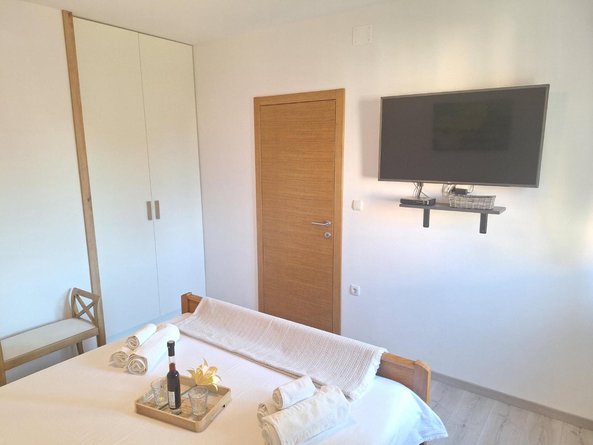 Apartman Laura M Vodice Exterior foto